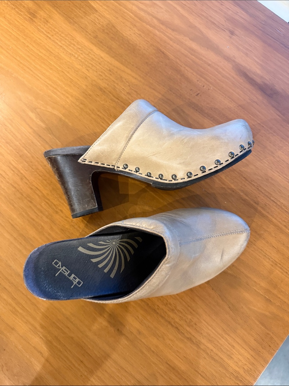 Women’s dansko